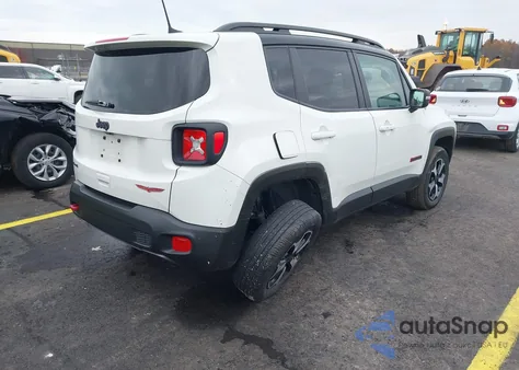 2021 Jeep Renegade Trailhawk 4X4 z USA, uszkodzony, nr VIN ZACNJDC19MPM33070